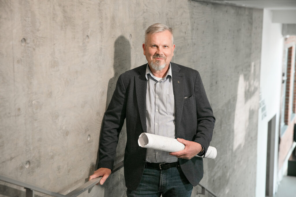 Itäradan YVA-menettelystä vastaavaa projektipäällikkö Markku Salo Rambollista.